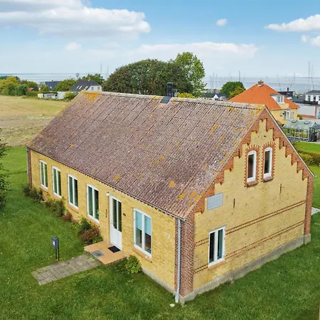 Stunning In With Wifi